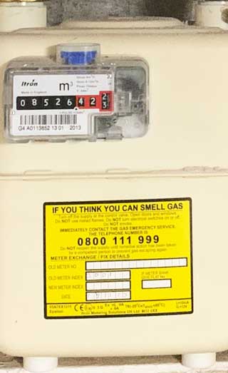 Gas metre with the number to call should you smell gas. The number is 0800 111 999