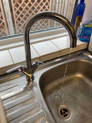 fixing a leaking kitchen mixer tap